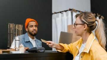 Jak zostać tajemniczym klientem? Na czym to polega?