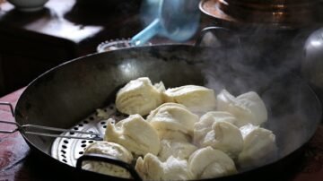 Kluski leniwe – delikatne i puszyste kluseczki z twarogu