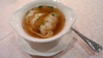 Klasyczne kluski śląskie – miękkie, delikatne i idealne do sosów