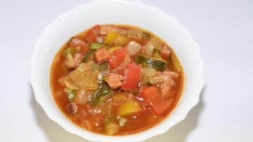 Leczo z cukinii – zdrowe i pyszne danie na każdą porę