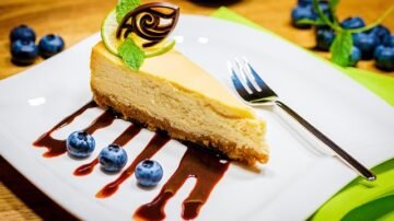 Sernik Królewski – pyszna klasyka w najlepszym wydaniu