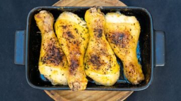 Udka pieczone – soczyste mięso z chrupiącą skórką