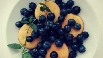 Placuszki z serka wiejskiego – pyszne, szybkie i lekkie