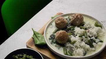 Pulpety w sosie koperkowym – pyszne i delikatne