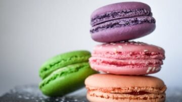 Przepis na mini bezy – lekkie, chrupiące i delikatnie słodkie