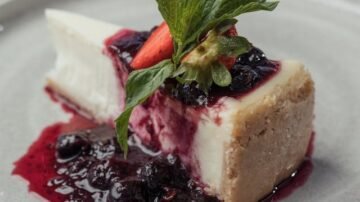 Sernik nowojorski – kremowy i elegancki deser prosto z piekarnika