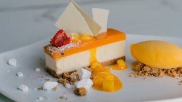 Przepis na seromakowiec tradycyjny – połączenie sernika i makowca w jednym cieście