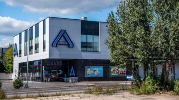 Święta oszczędnych wyborów – dyskonty na prowadzeniu