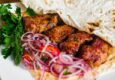 Domowy kebab z kurczaka z piekarnika – przepis